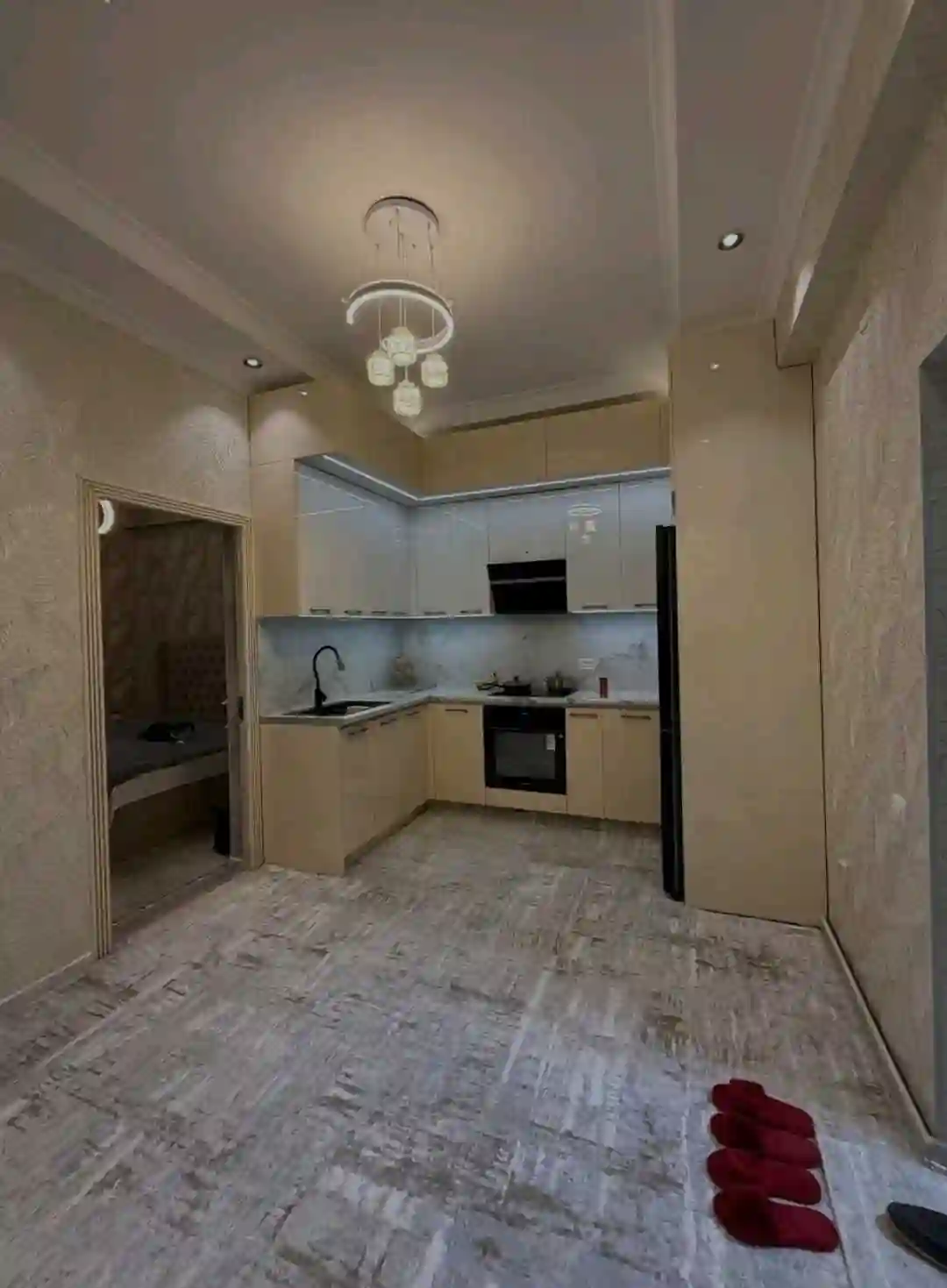 2-к квартира, 5 этаж, 82 м², Ваданасос