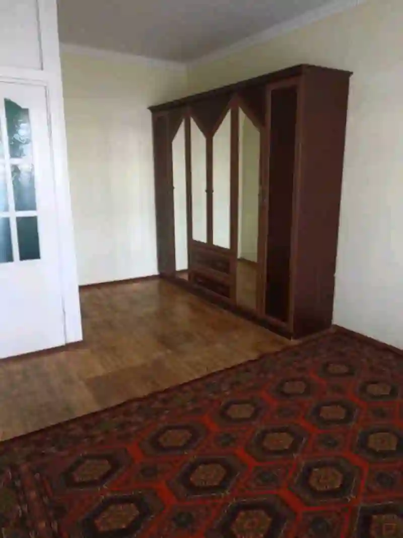 2-к квартира, 5 этаж, 65 м², Фирдавси