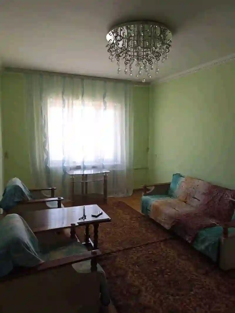 2-к квартира, 5 этаж, 65 м², Фирдавси