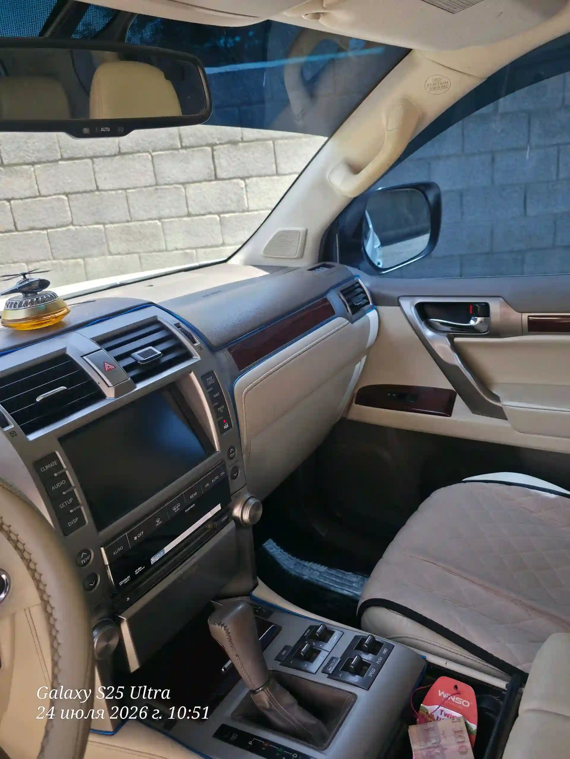 Lexus Gx series 2011