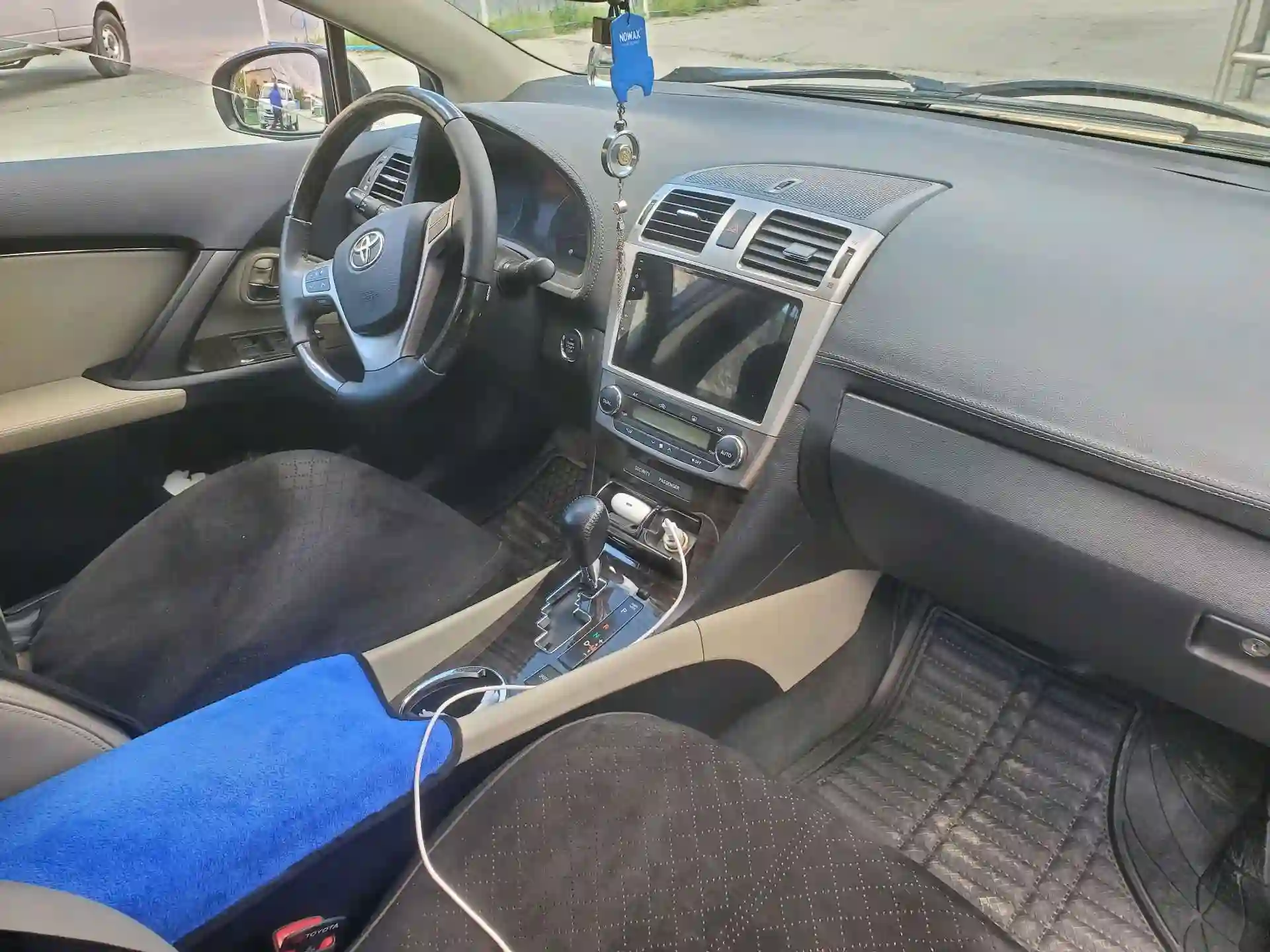 Toyota Avensis 2015