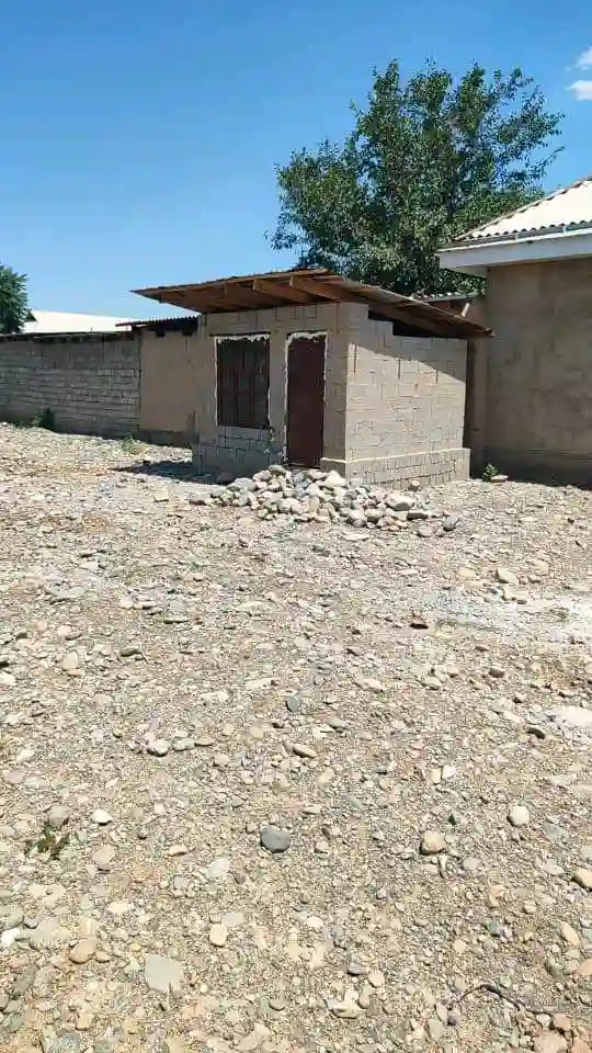 1 этажный, 1-комн. дом, 8 м², 8 соток, Турсунзаде