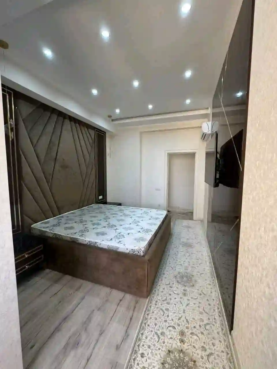 3-к квартира, 13 этаж, 90 м², фирдавси   диагностика коммерческий институт
