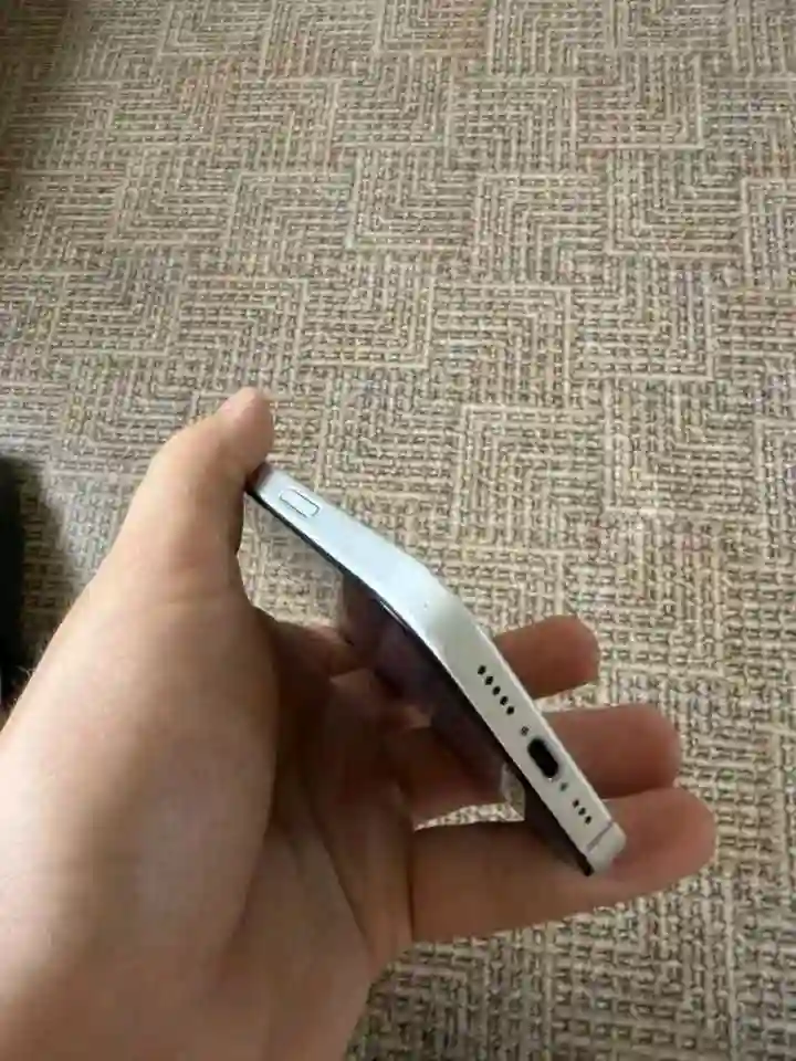 Apple IPhone 16 256 gb — миниатюра 3