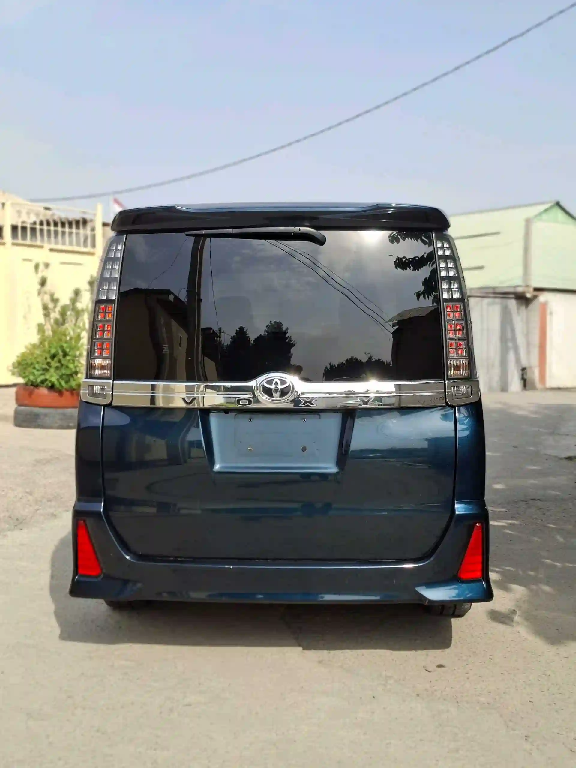 Toyota Voxy 2014 — миниатюра 20
