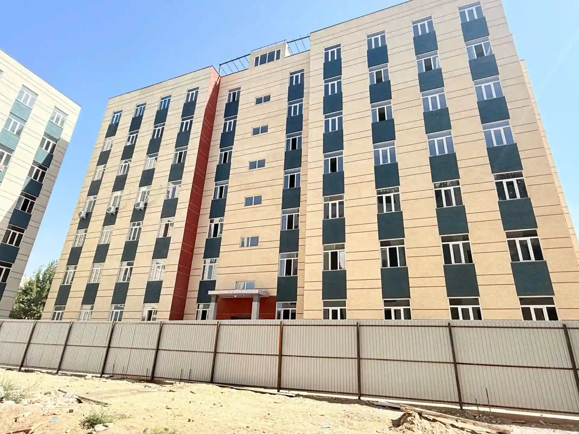 3-к квартира, 3 этаж, 100 м², н рудаки (ленский район) — миниатюра 2