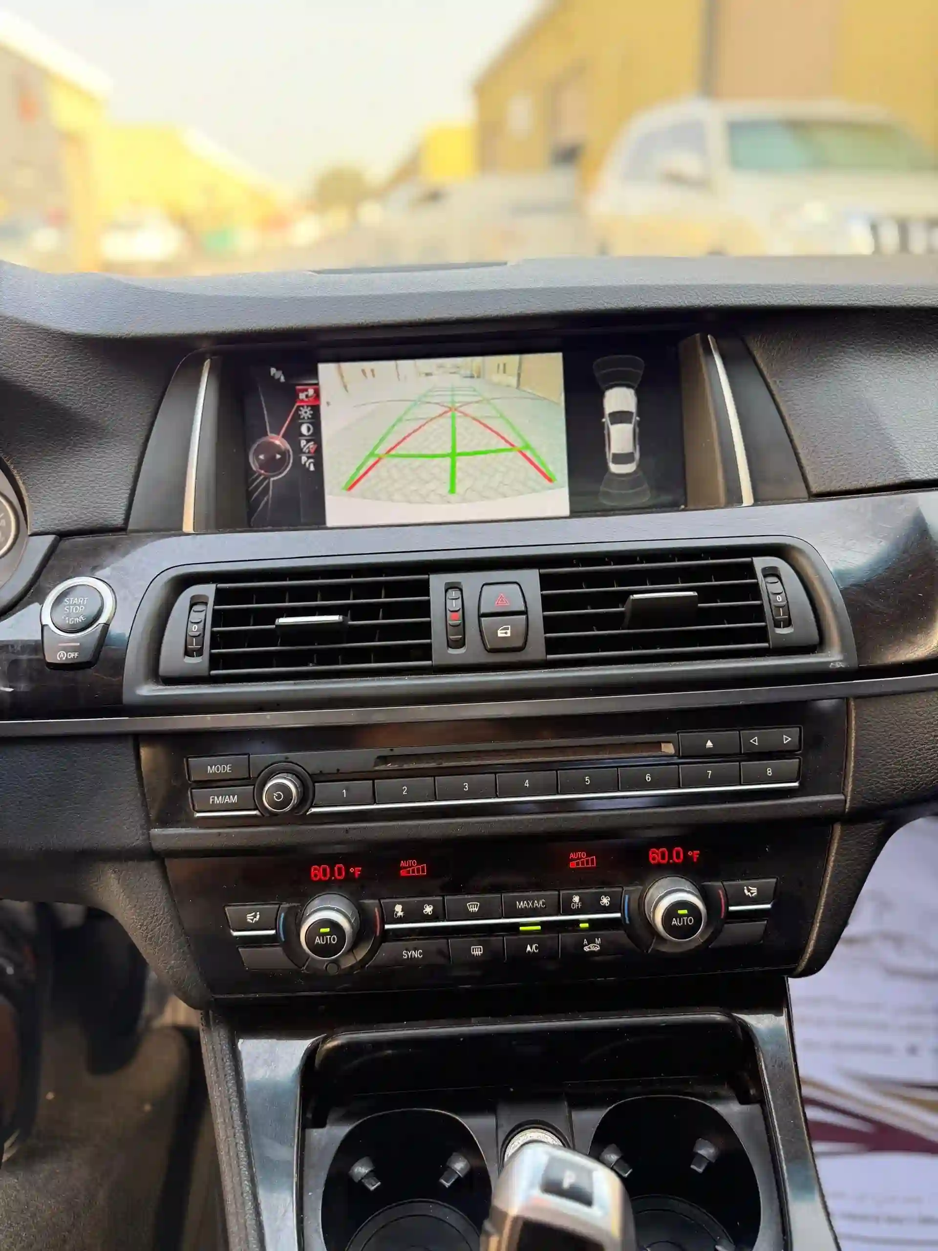 BMW 5 series 2015 — миниатюра 9