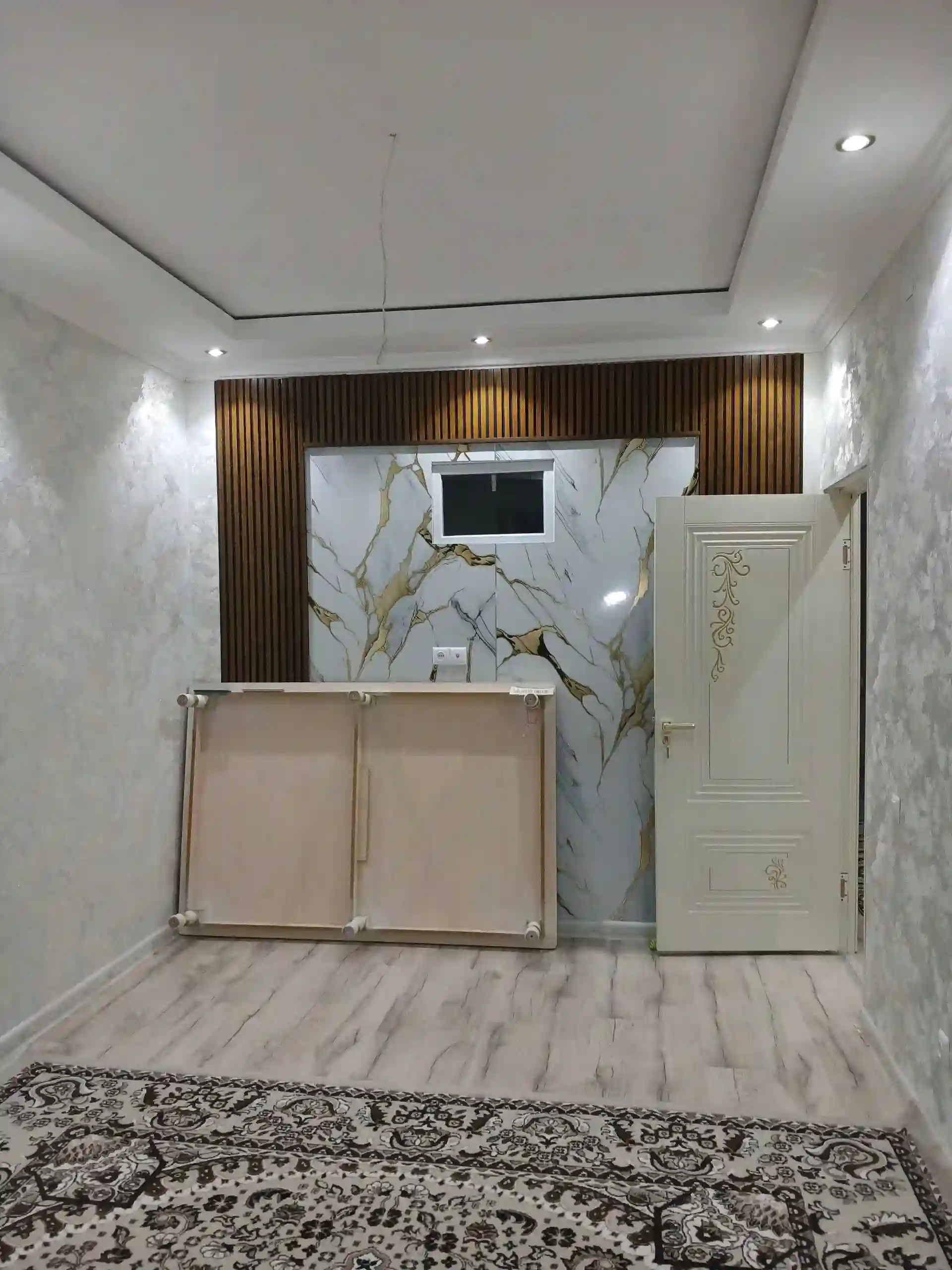 3-к квартира, 10 этаж, 66 м², фирдавси поворот ленинград — миниатюра 2