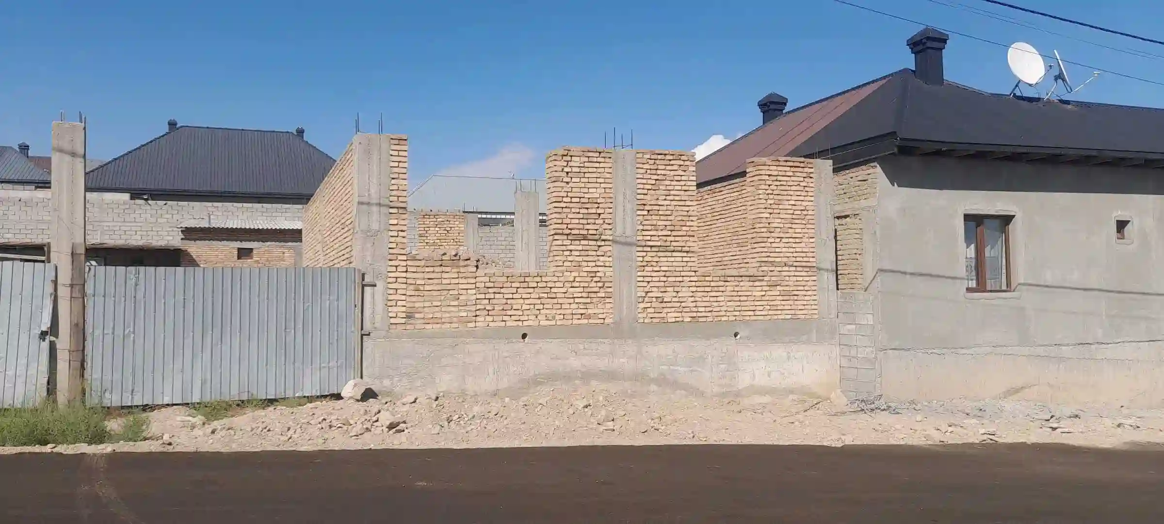 1 этажный, 1-комн. дом, 600 м², 34 соток, Худжанд 8 мкр маҳалли ободи 14 — миниатюра 5