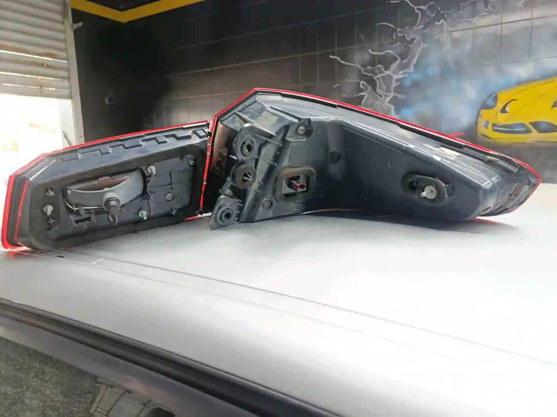 задний фонарь от BMW G30