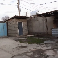 1 этажный, 4-комн. дом, 414 м², 2 соток, И. Сомонӣ
