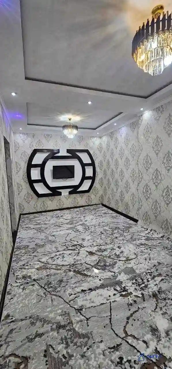 2-к квартира, 9 этаж, 52 м², Фирдавси