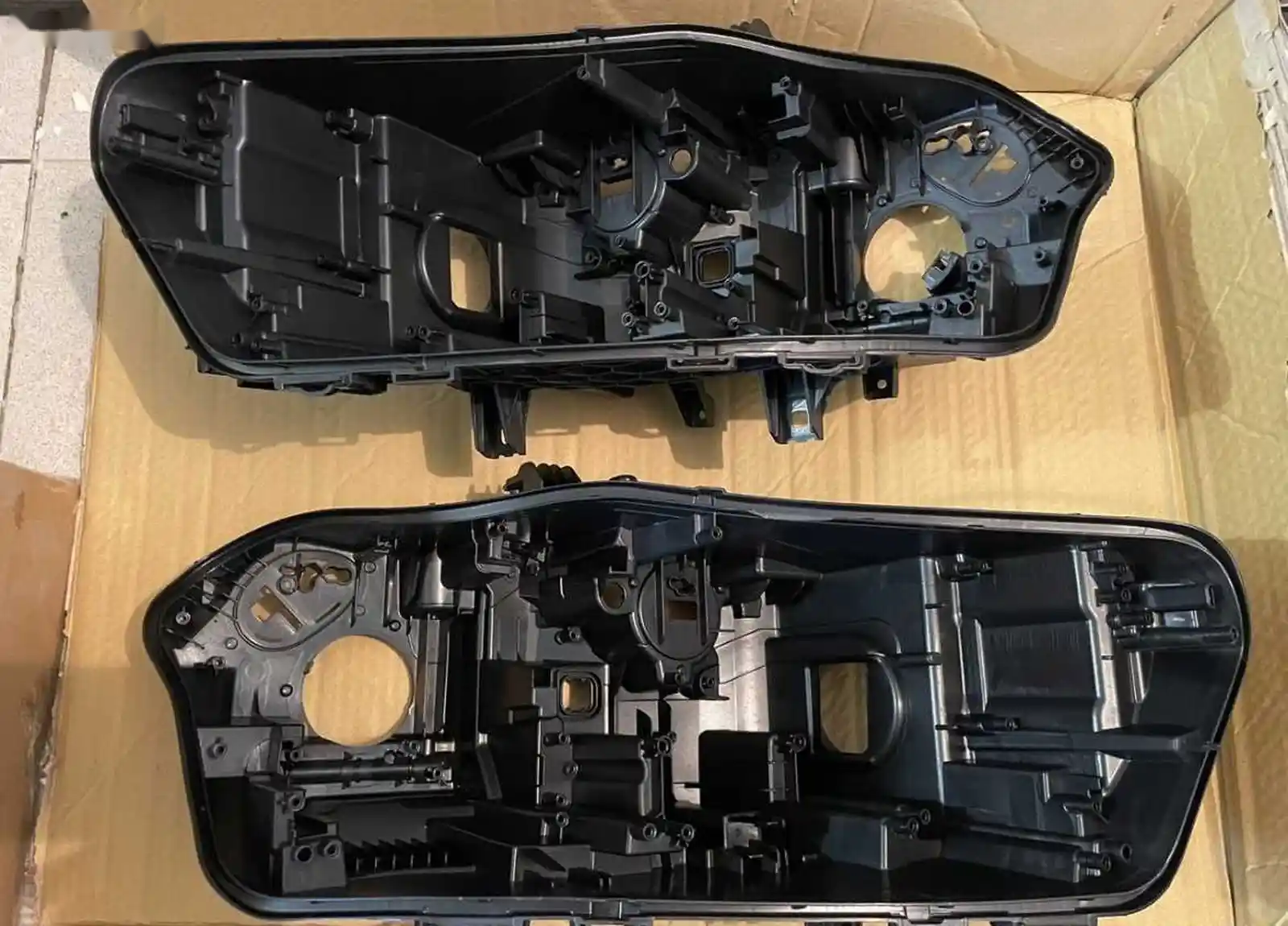 Корпус фары от BMW G5 G05 Laser — миниатюра 1