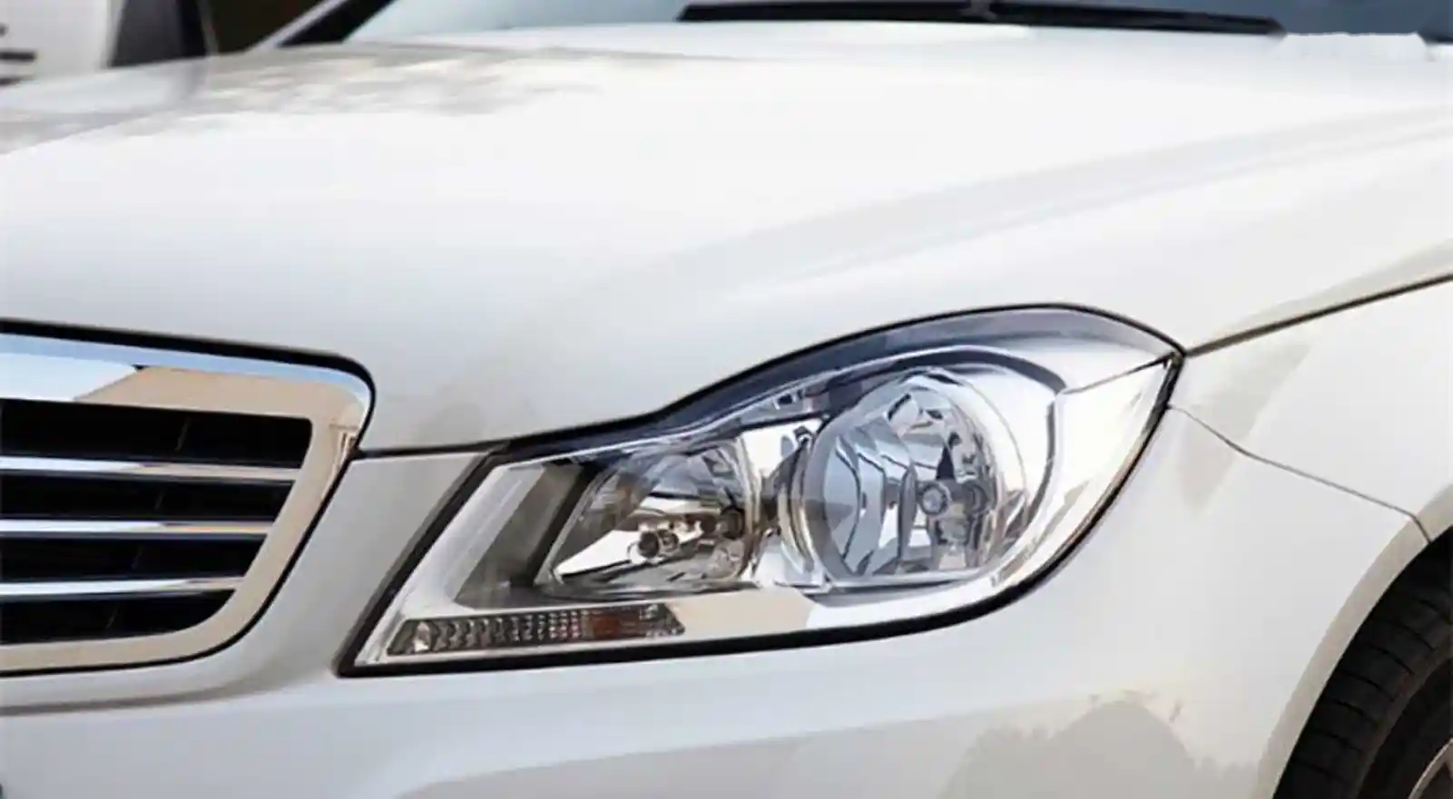 Стекло фары Mercedes C W204 2011-2015 — миниатюра 3