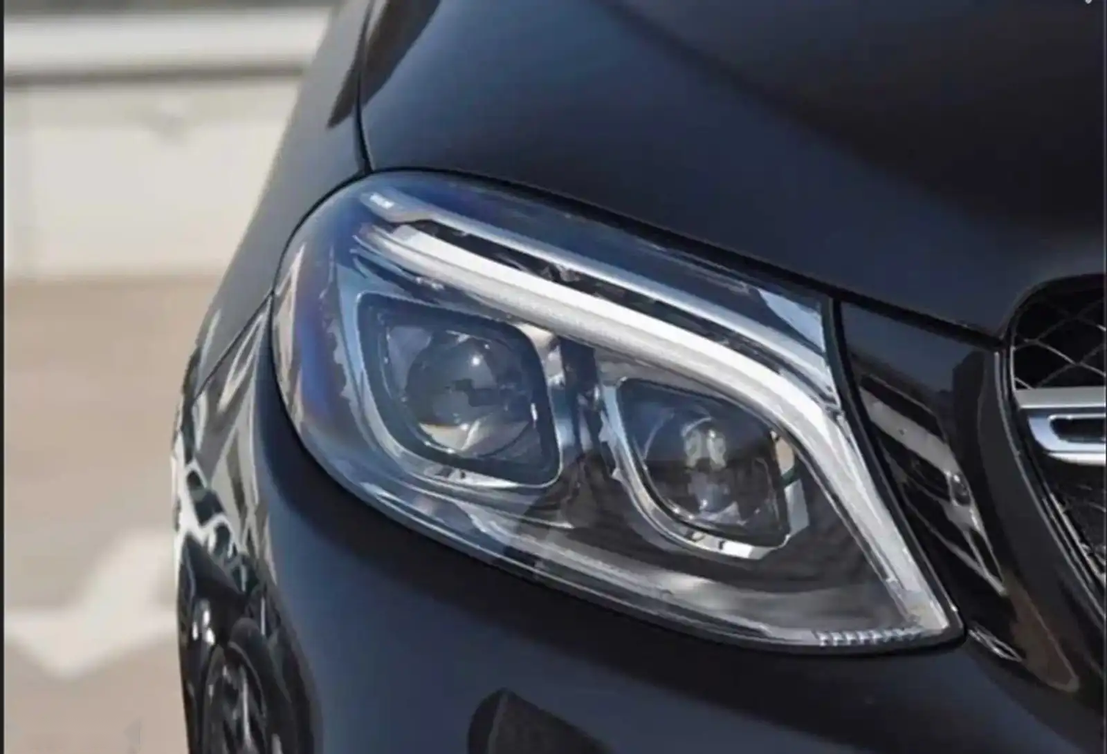 Стекло фары Mercedes Benz GLE W166 2015-2019 — миниатюра 2