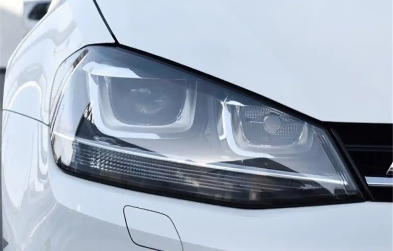Стекло фары Volkswagen Golf 7 2012-2017 — миниатюра 3