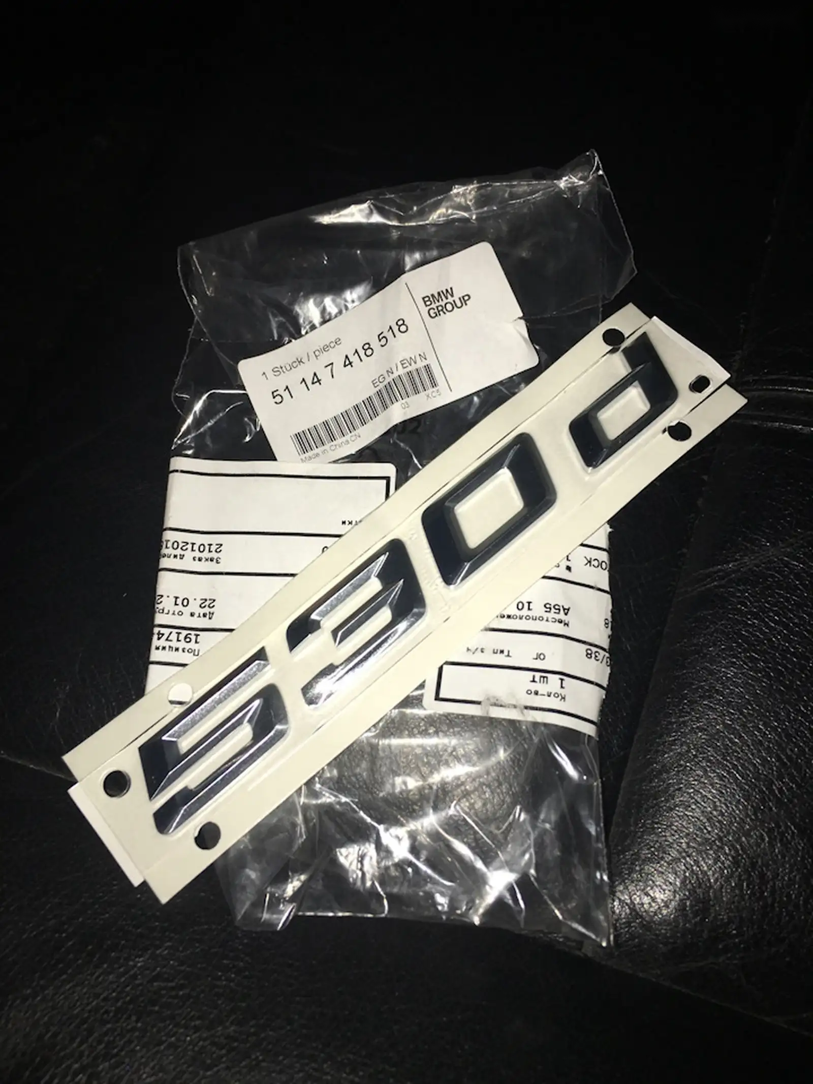 Надпись 530d на BMW — миниатюра 1