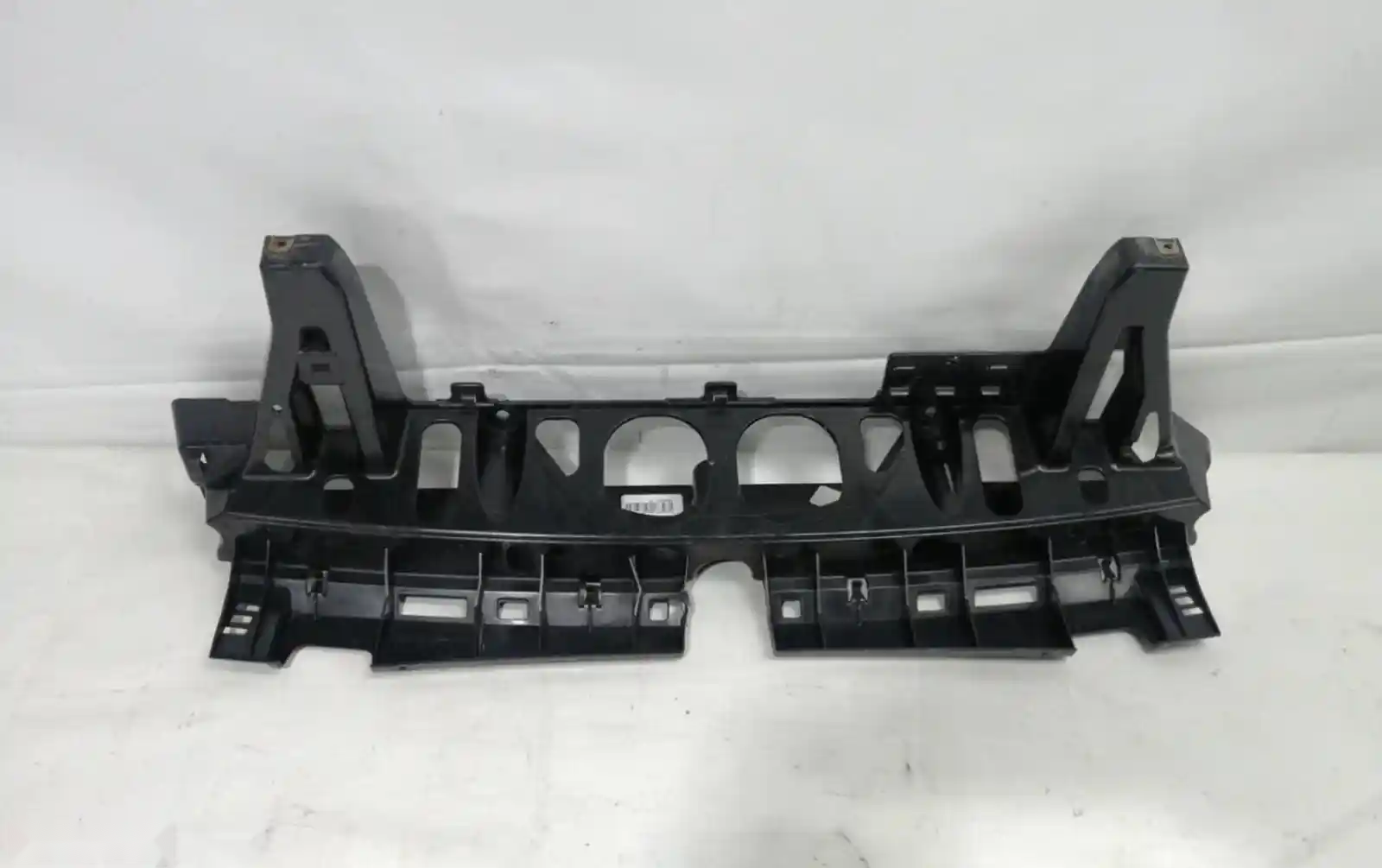 Кронштейн заднего бампера BMW X5 F15 — миниатюра 1