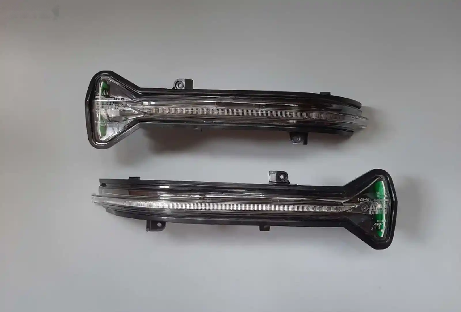 Поворотники BMW G30 F90 G32 G11 G12 G14 F91 — миниатюра 1
