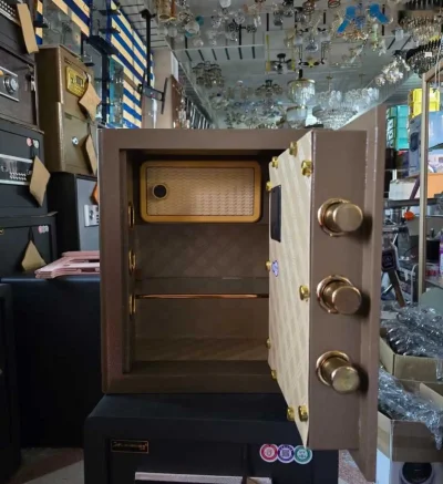 Сейф металлический — миниатюра 3