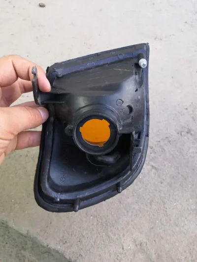 Поворотник от Nissan sunny — миниатюра 2