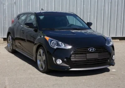 Лобовое стекло на Hyundai Veloster 2014 — миниатюра 1