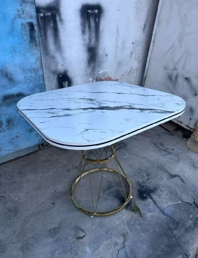 Стол — миниатюра 1