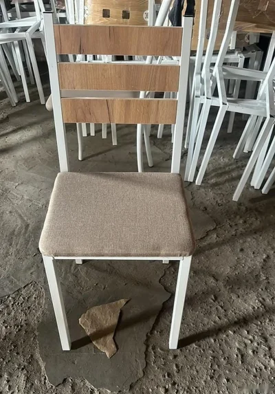 Стул — миниатюра 2