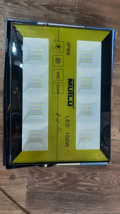 Прожектор 100w — миниатюра 1