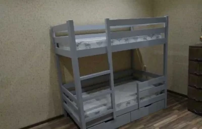 Двухъярусная кровать — миниатюра 1