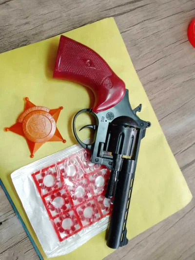 Игрушечный пистолет пороховой — миниатюра 1