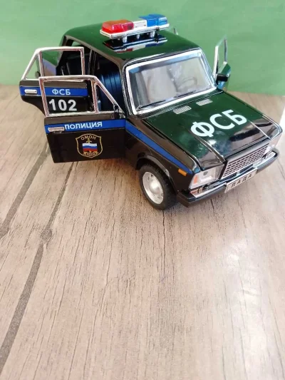 Машинка игрушечная 2107 — миниатюра 2