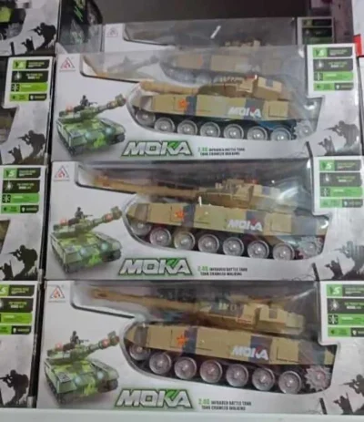 Танка игрушечная радиоуправляемая — миниатюра 1