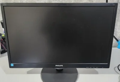 Монитор Philips — миниатюра 3