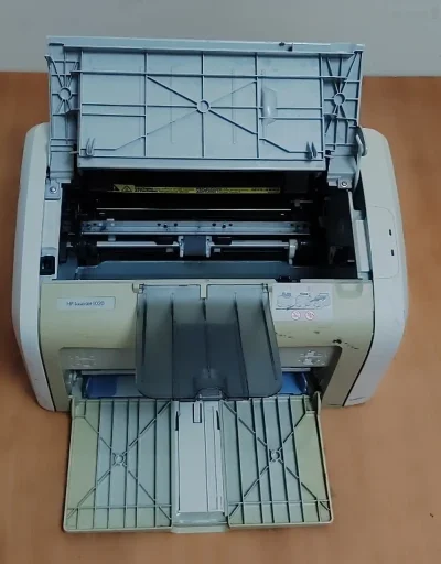 Принтер Hp LaserJet 1020 — миниатюра 1