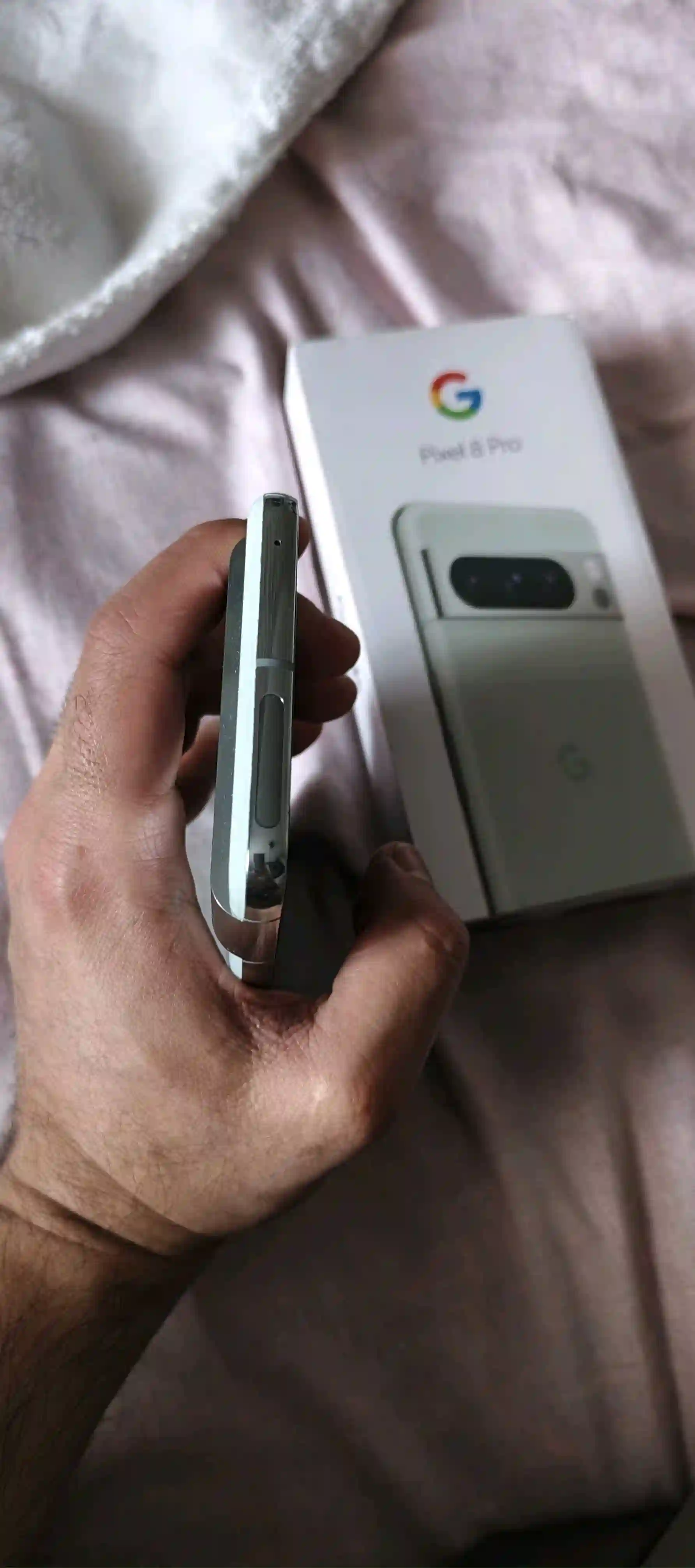 Google pixel 8 pro