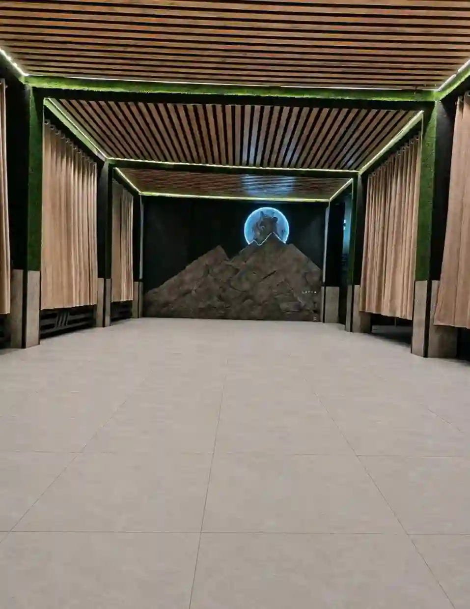 1 этажный, 4-комн. дом, 400 м², Норак