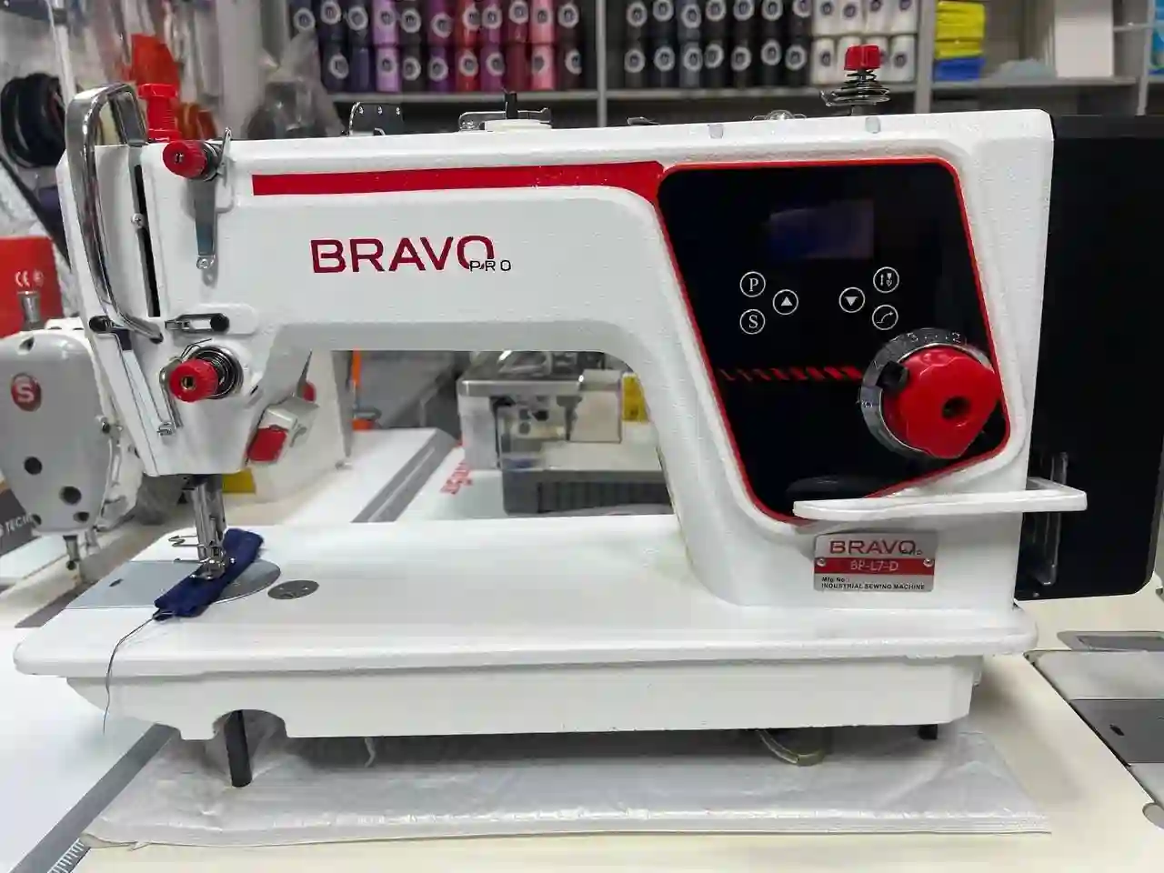 Мошинаи дарздӯзии BRAVO