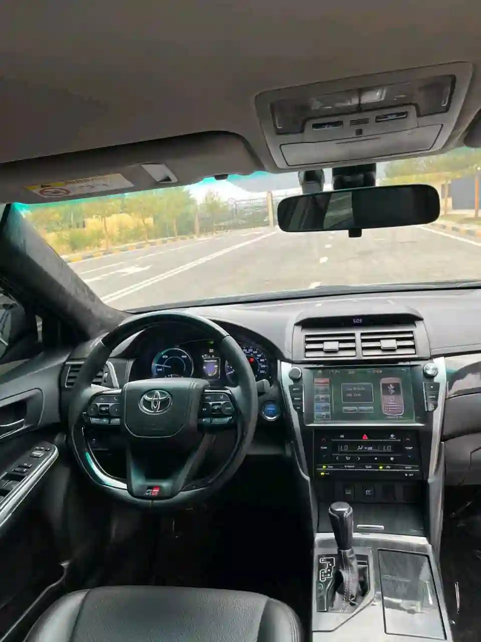 Toyota Camry 2015