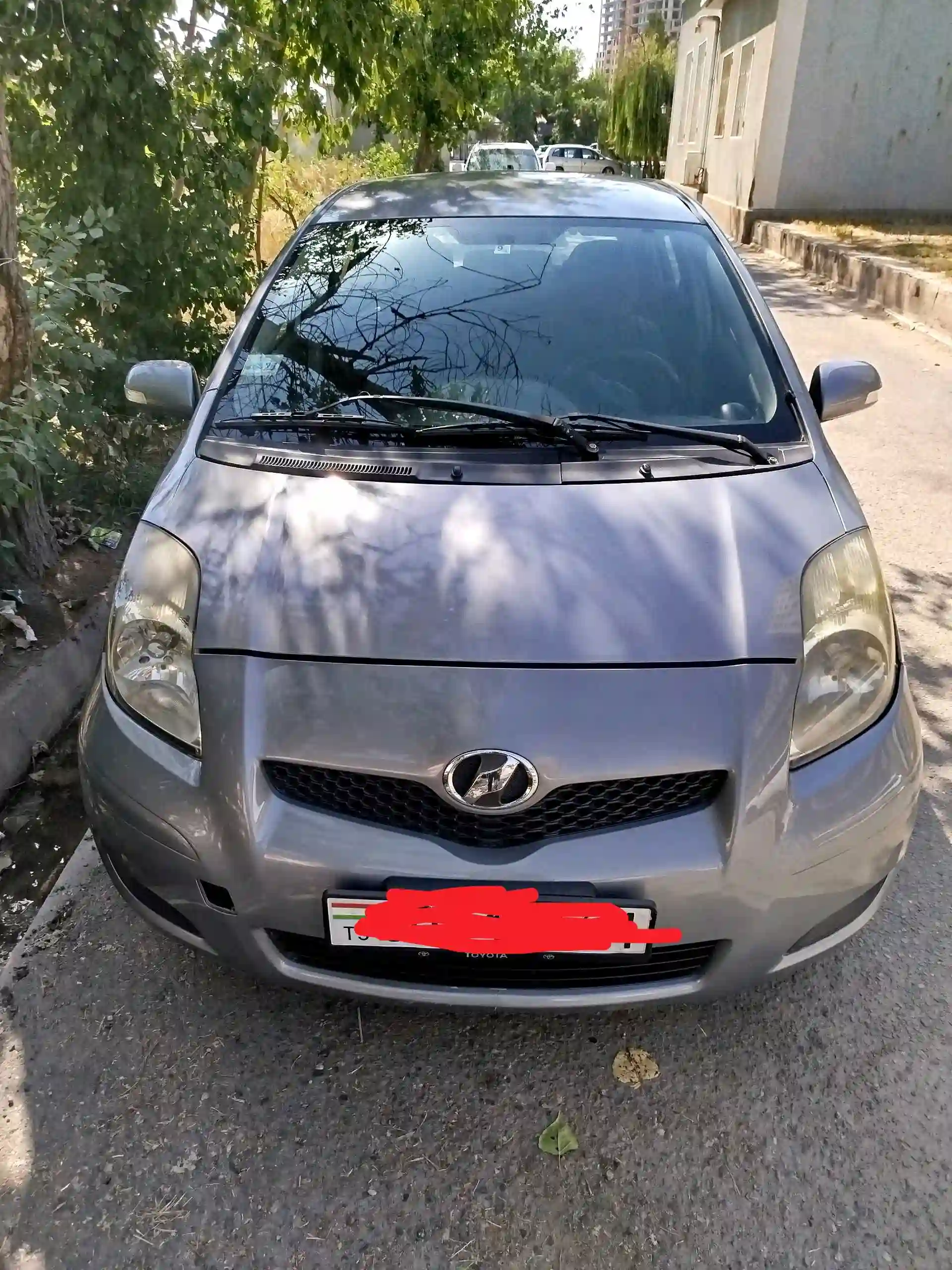Toyota Vitz 2010