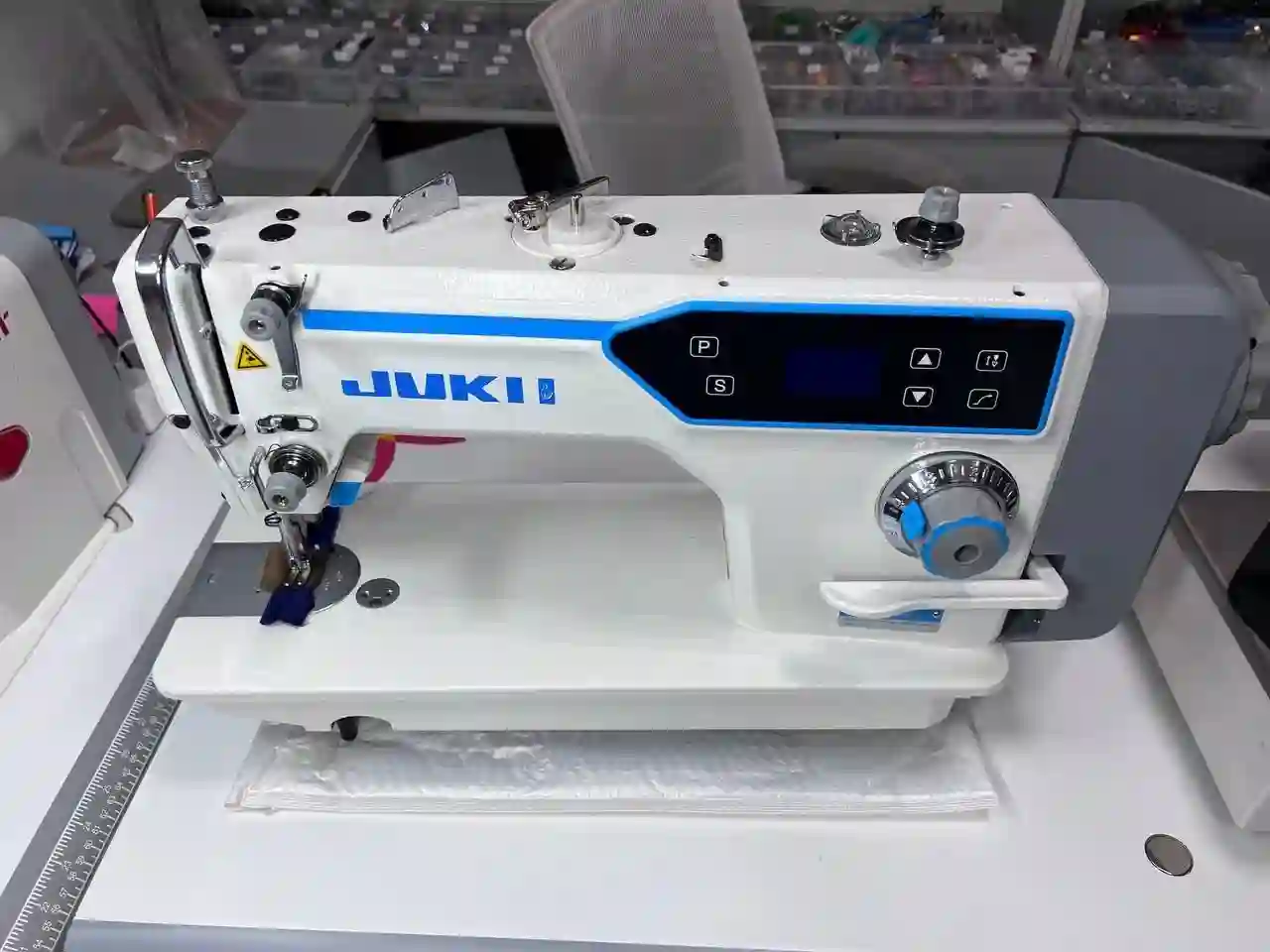 Мошинаи Дузандаги JUKII GT252 