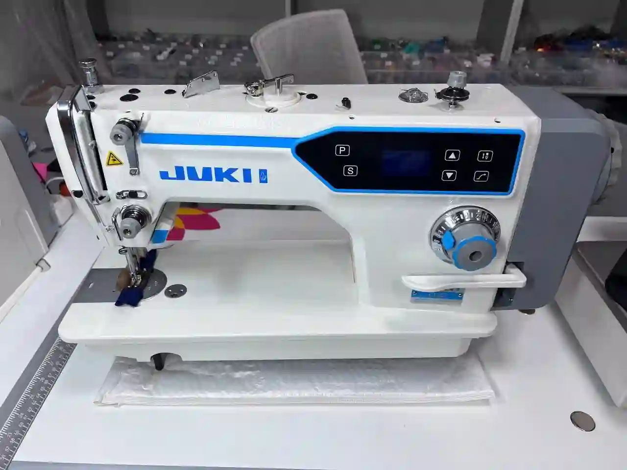 Мошинаи Дузандаги JUKII GT252 