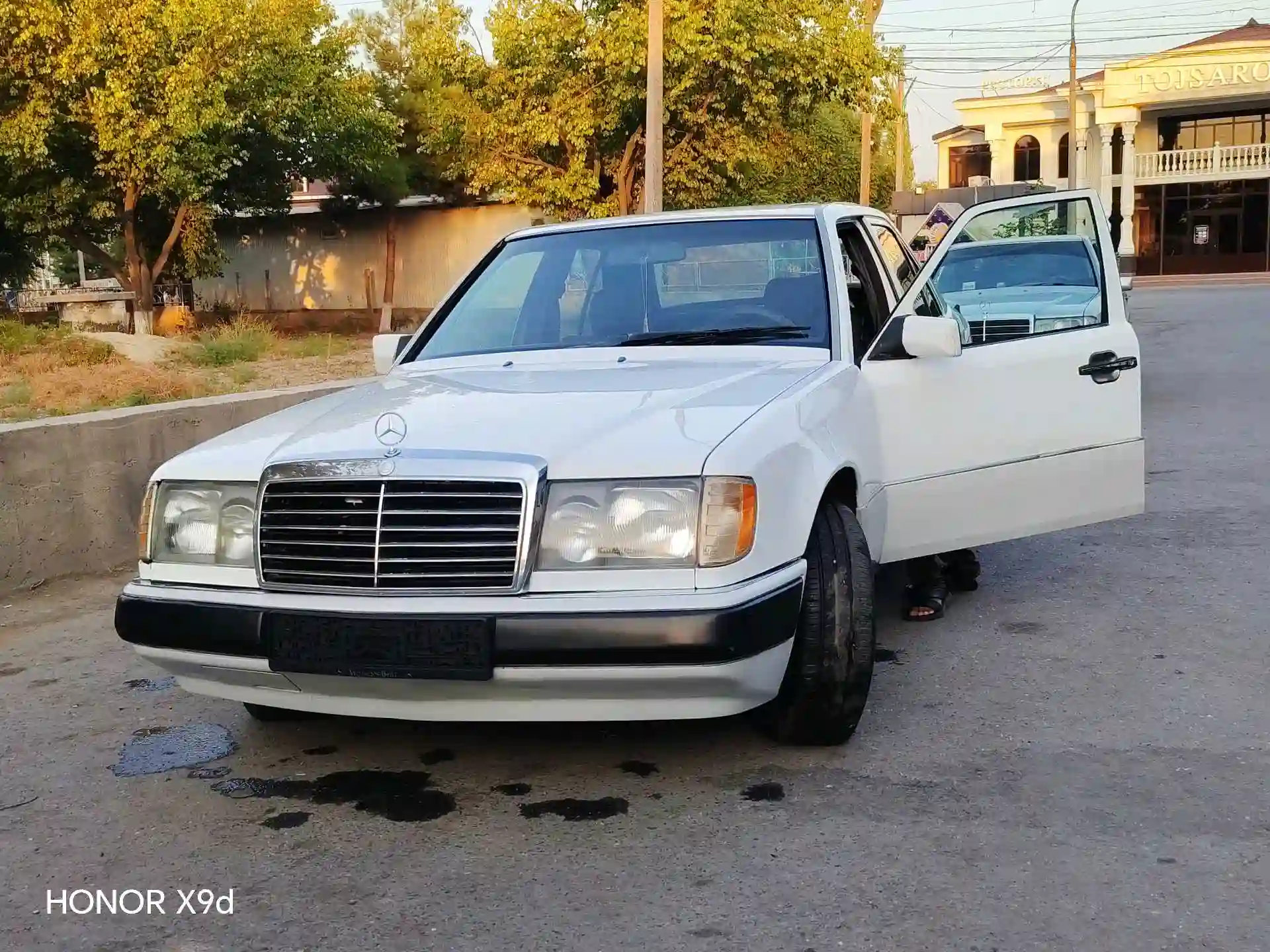 Mercedes-benz W124 1992 — миниатюра 6