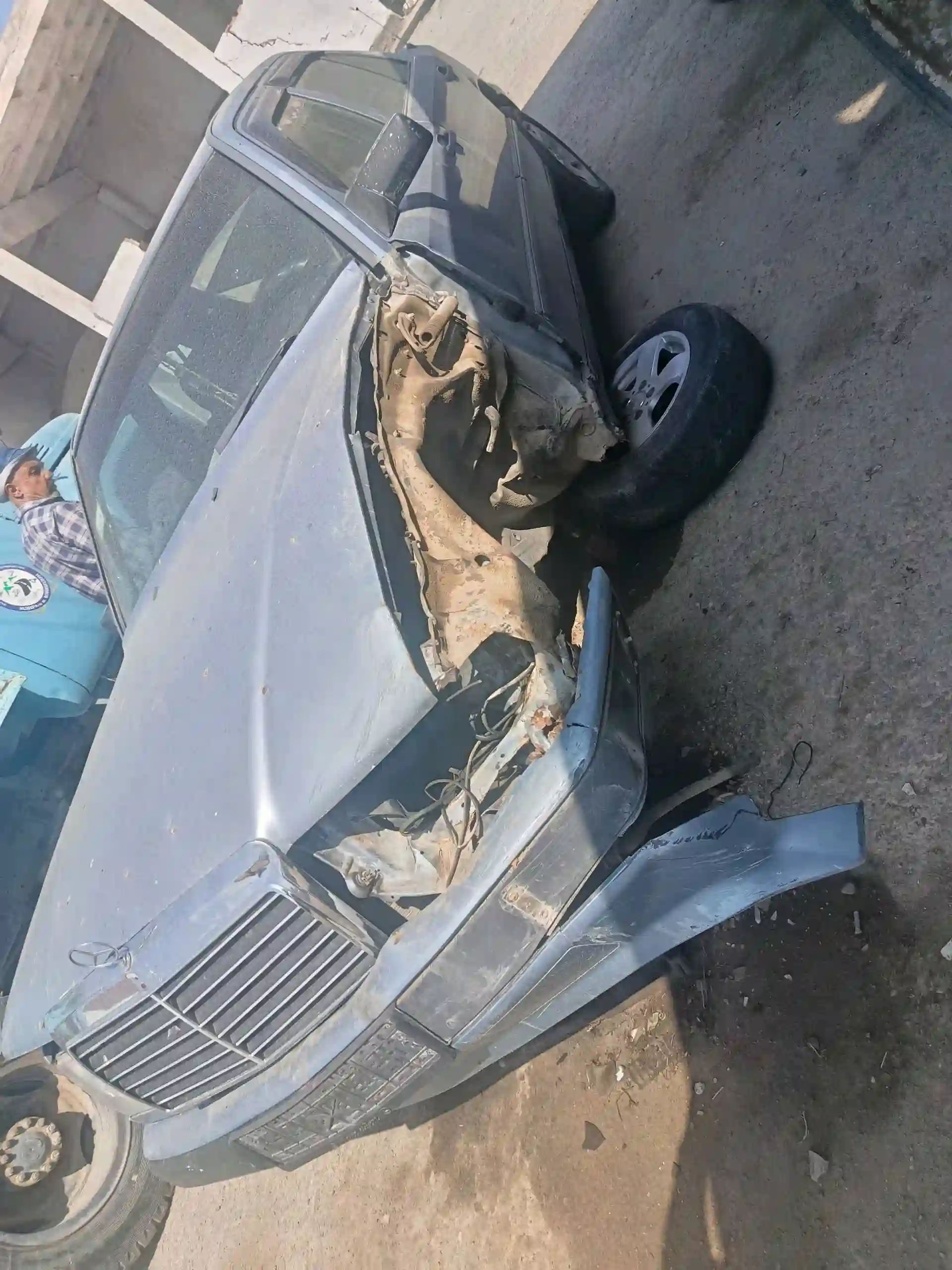 Mercedes-benz W124 1985