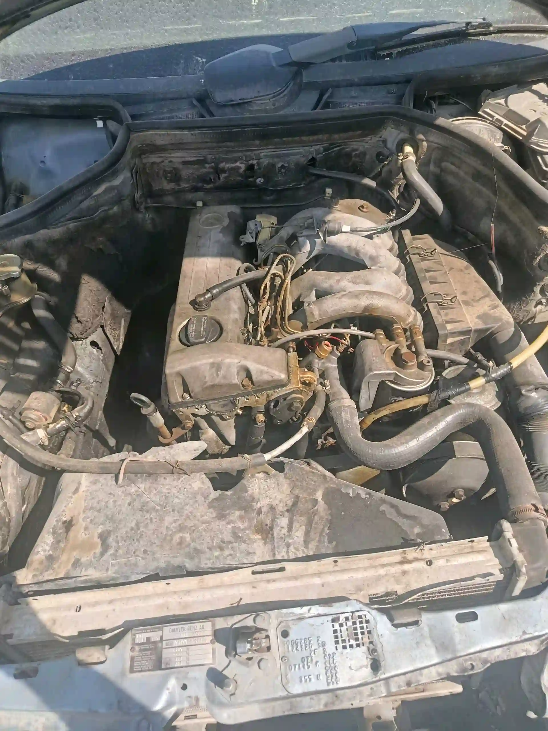 Mercedes-benz W124 1985