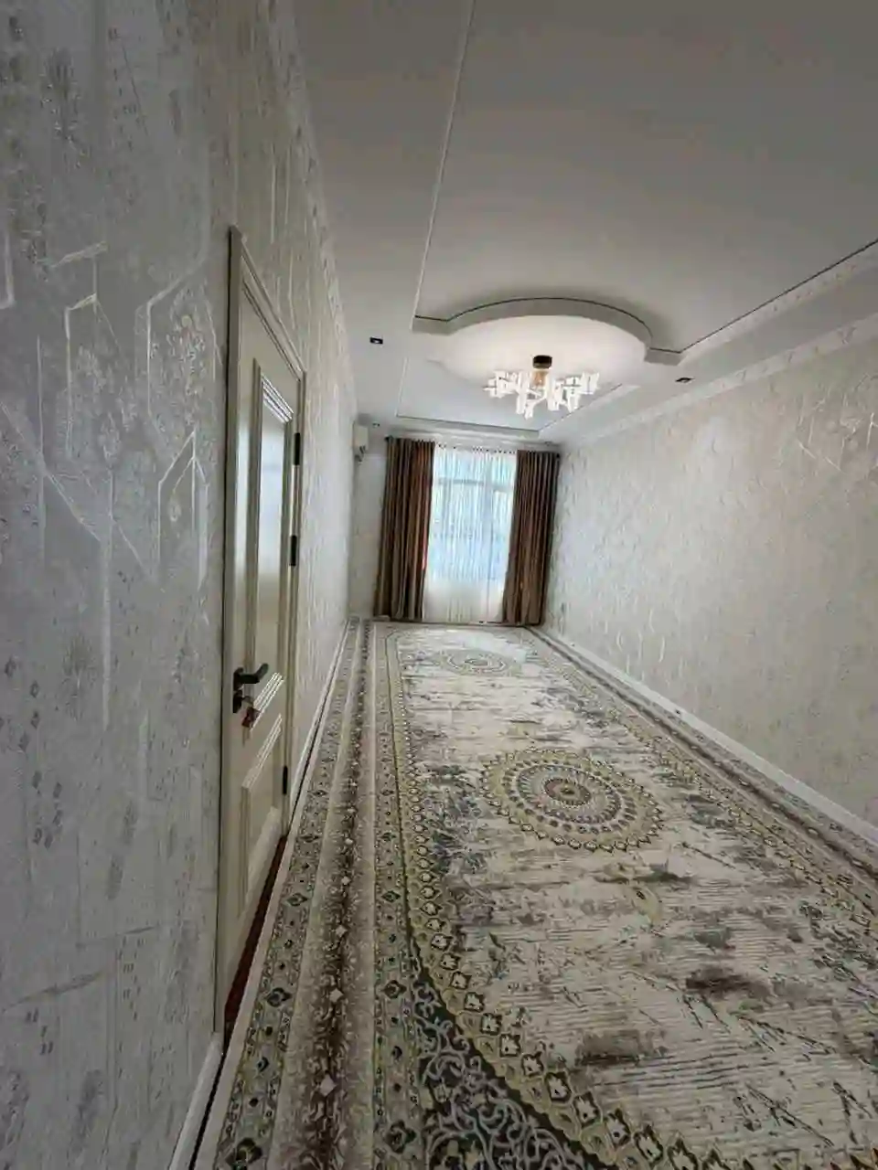 3-к квартира, 2 этаж, 100 м², Фирдавси