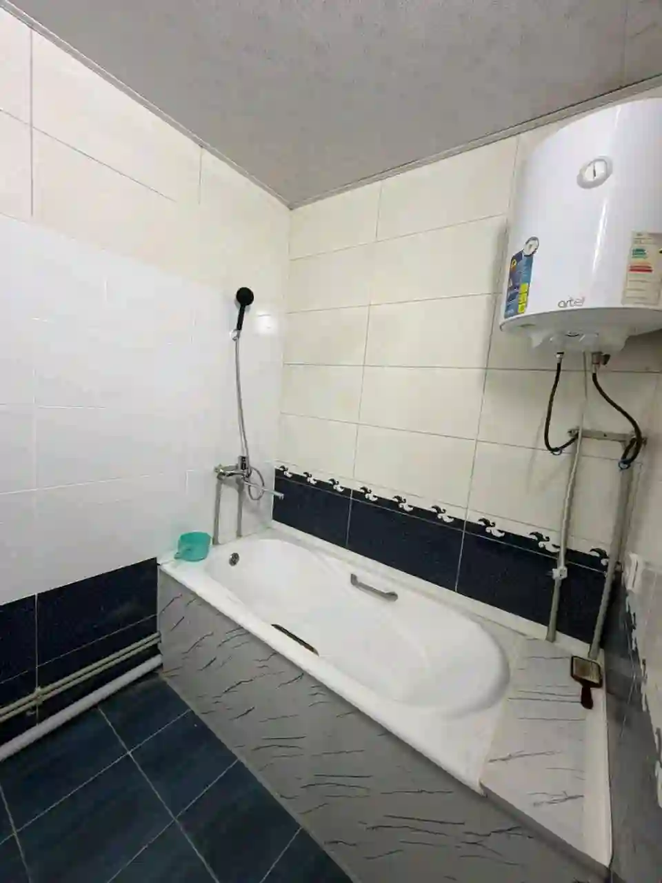 3-к квартира, 2 этаж, 100 м², Фирдавси