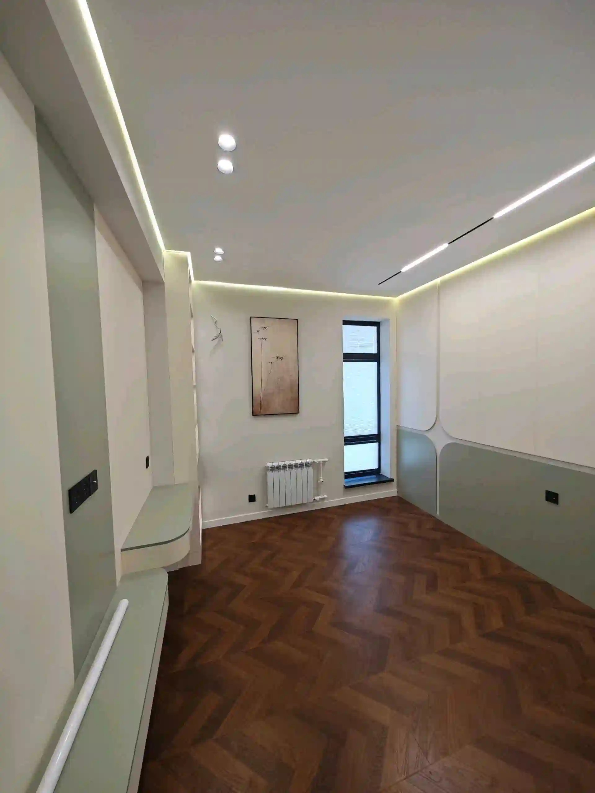 3-к квартира, 11 этаж, 110 м², 33 микрорайон ру ба руи Лицеи умари хаем .