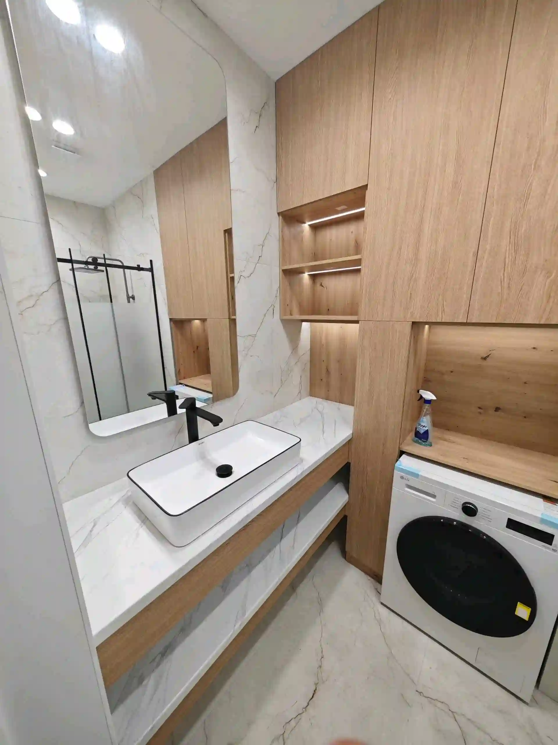 3-к квартира, 11 этаж, 110 м², 33 микрорайон ру ба руи Лицеи умари хаем .
