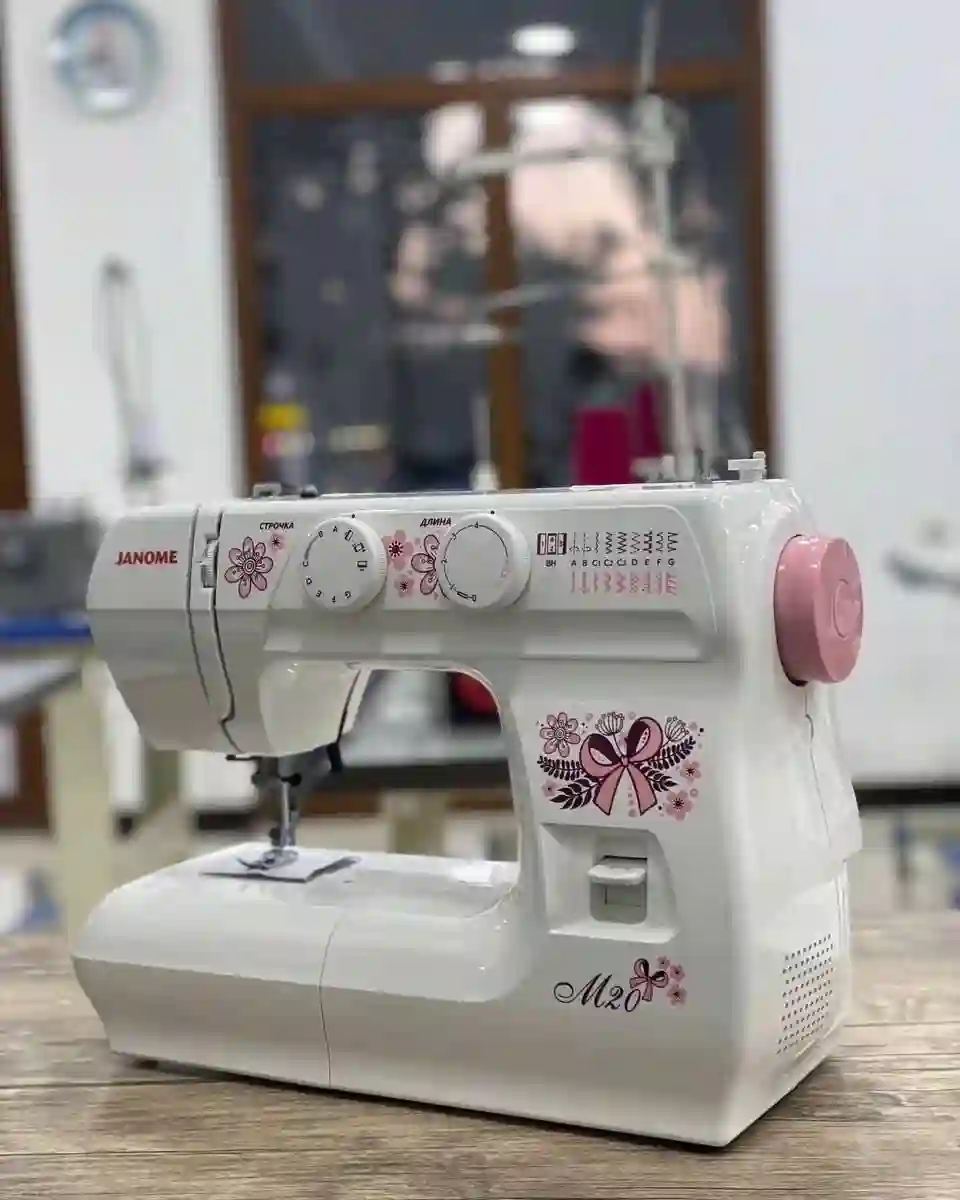 Мошинаи Дузандаги JANOME M20